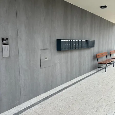 Black Diamond Business Park Free Parking Apartment *